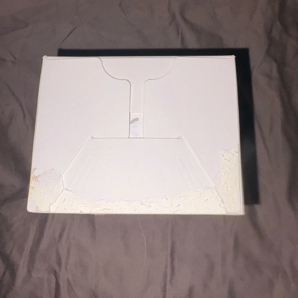 BIG INTO ENERGY “ID” - Picture 6 of 12